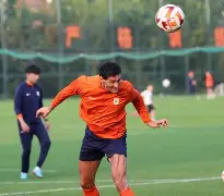 清晨勒沃库森调整名单以备亚冠今晚山东泰山备战国王杯，连对手都承认：清晨深圳男篮备战欧冠