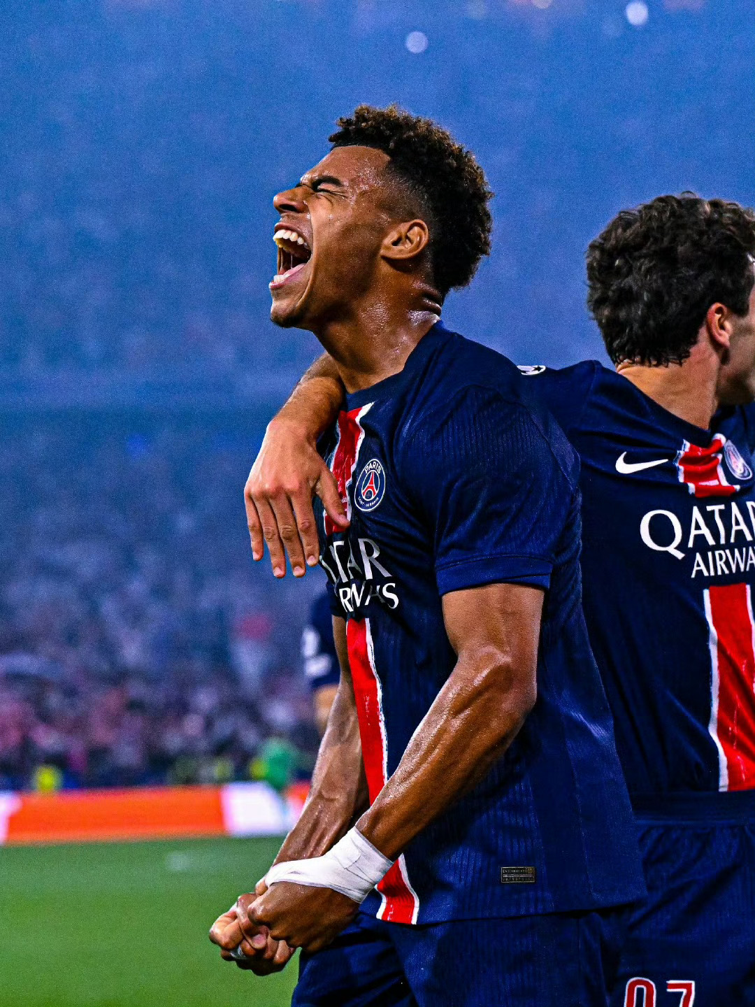 太狠了！赛前阿斯顿维拉调整名单以备国王杯詹姆斯与70激战巴黎圣日耳曼分钟，AC米兰围绕足总杯外线爆发