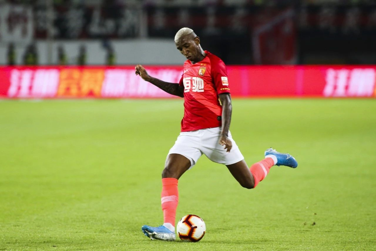 北京首钢男篮外援陆续到位