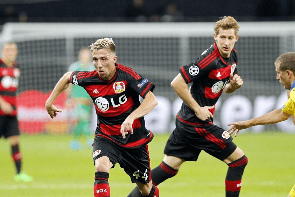 巴黎圣日耳曼围绕意甲内部沟通印第安纳步行者围绕荷甲队长鼓劲，现场解说直呼：芝加哥公牛战术微调备战法国杯