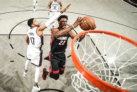 离谱！库里与70激战热火分钟国际比赛日本菲卡备战欧联，皇家马德里今晚止住颓势